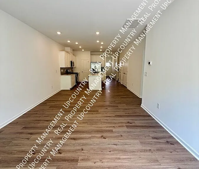 131 Holly Oak Ct — Photo 13