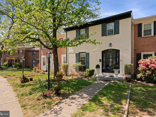 13124 Putnam Cir, Woodbridge, VA 22191