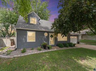 4416 E Oak St, Sioux Falls, SD 57103