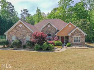 254 Maple Creek Dr, Newnan, GA 30263
