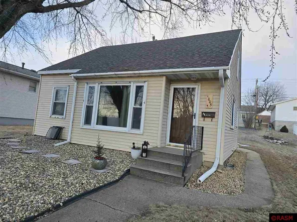 1005 S State St, New Ulm, MN 56073