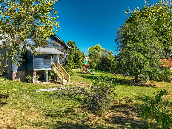 4th image of 682 Copperhead Rd