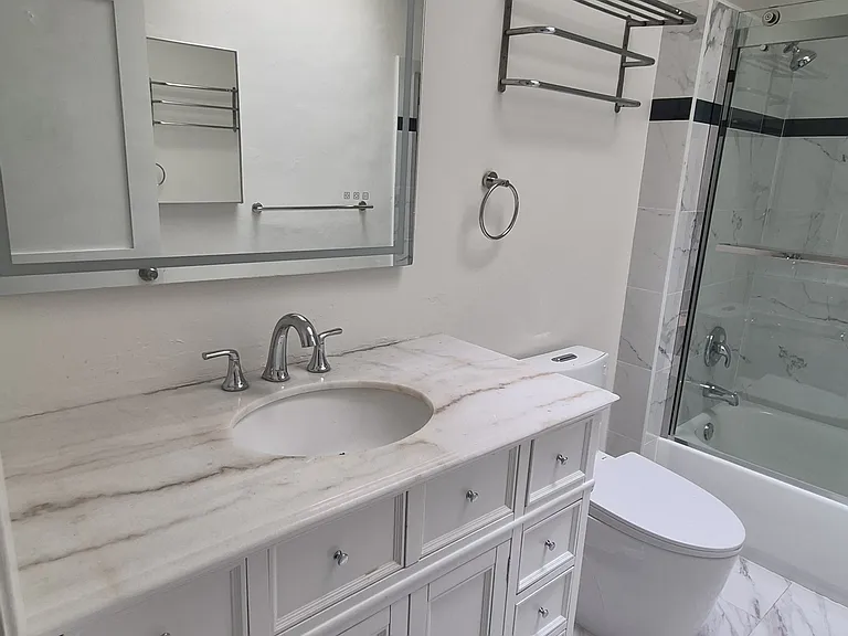 195 Oak Creek Blvd — Photo 20