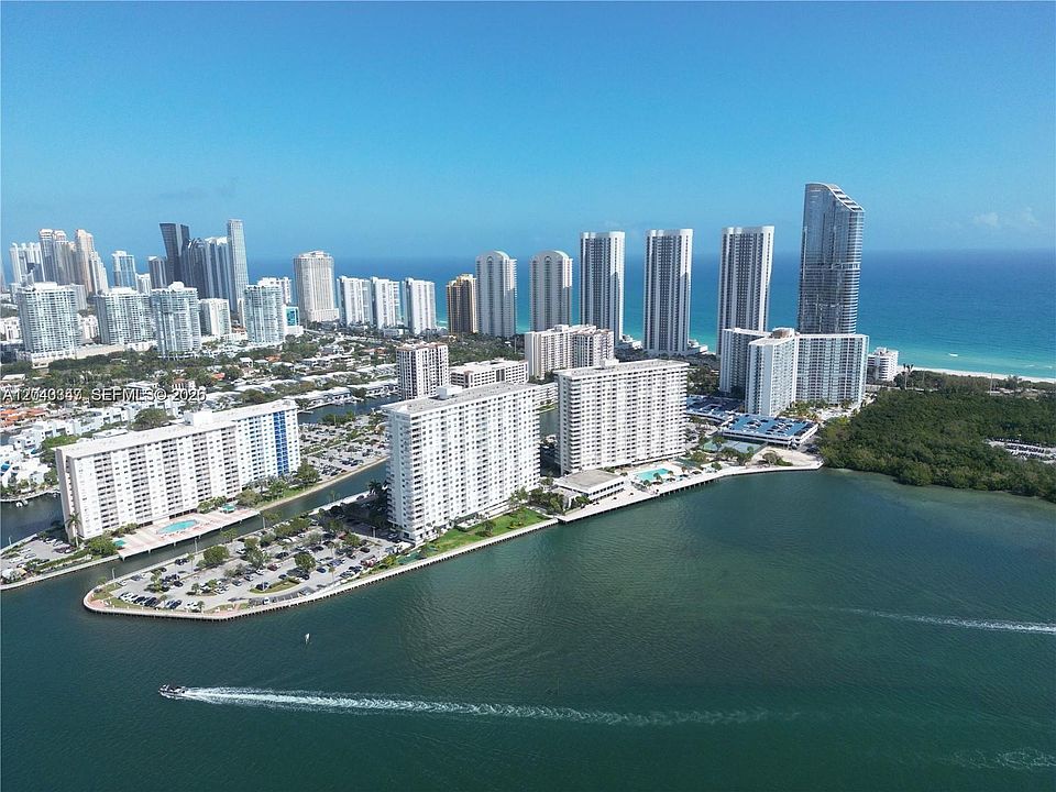 1st image of 500 Bayview Dr APT 1719