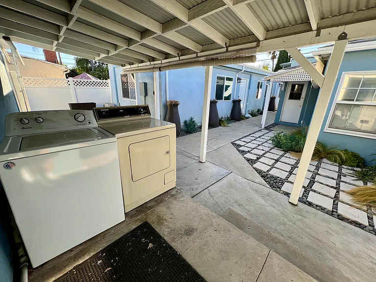 Sharded Backyard/Laundry