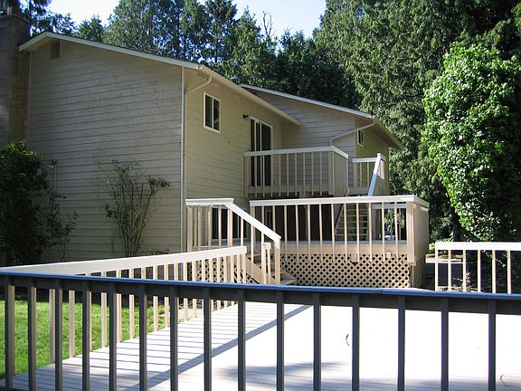 Three level deck