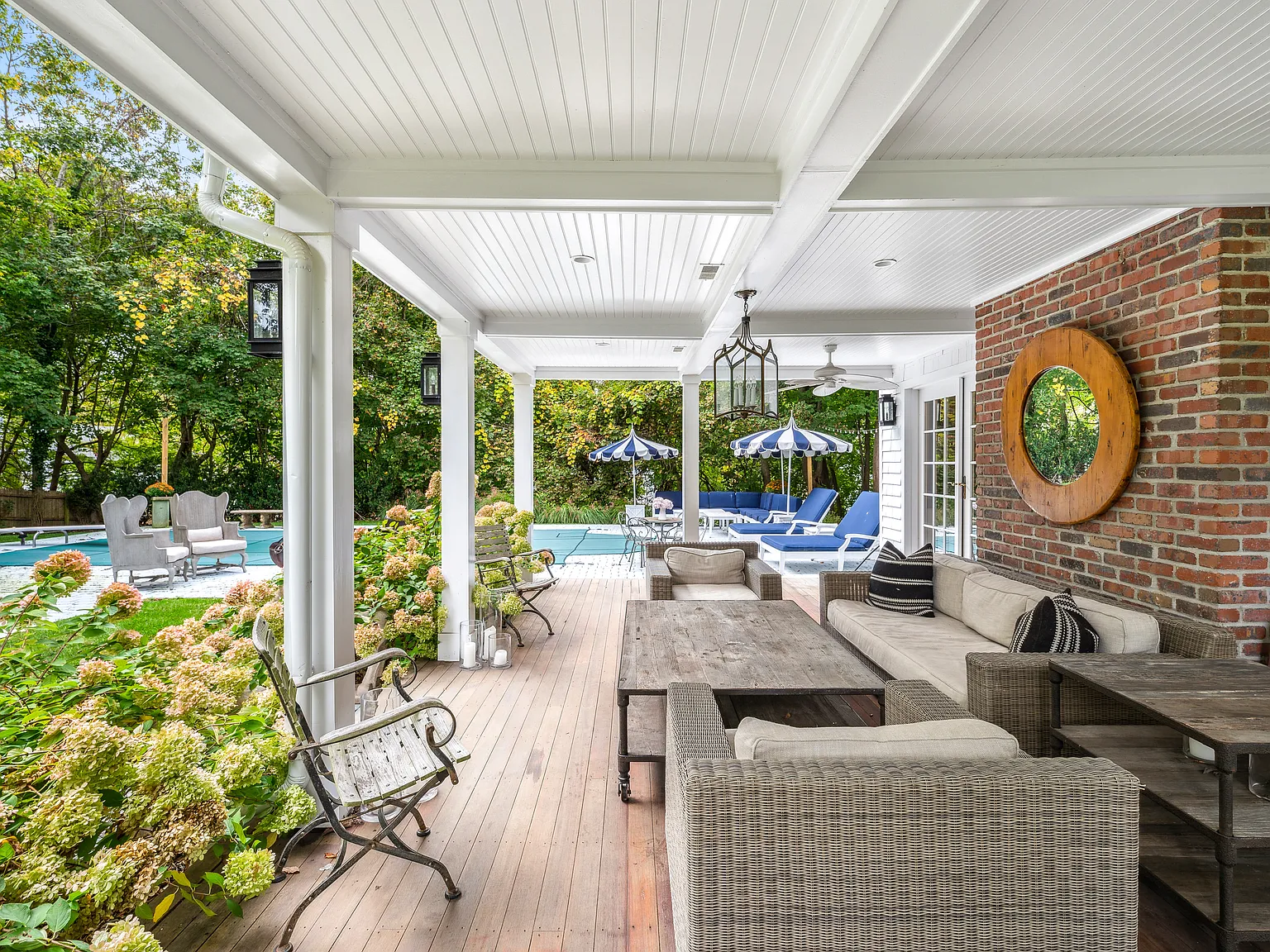 Quintessential Sag Harbor Village — Photo 4