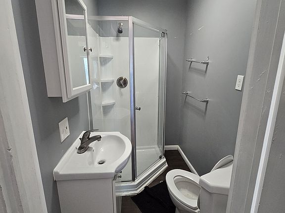 4th image of 1012 N Superior St #2