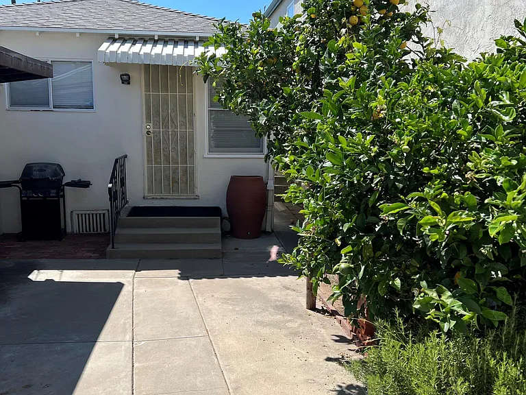 543 B Ave — Photo 14