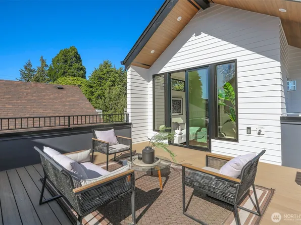 8750 13th Avenue NW #C, Seattle, WA 98117