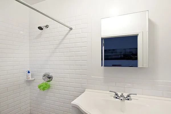 Rented by Keller Williams NYC | media 15