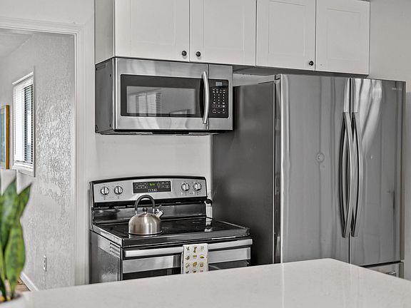 5th image of 1210 S Julian St