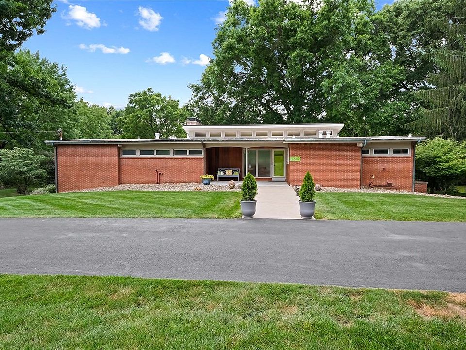 1st image of 2349 James Dr