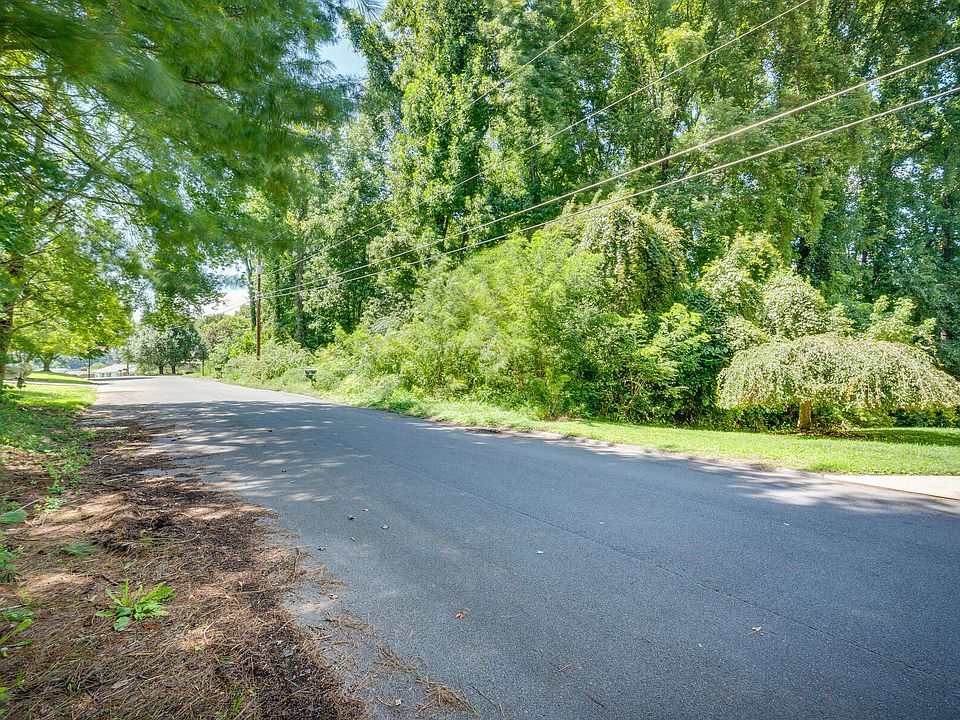 1st image of Whitson Dr