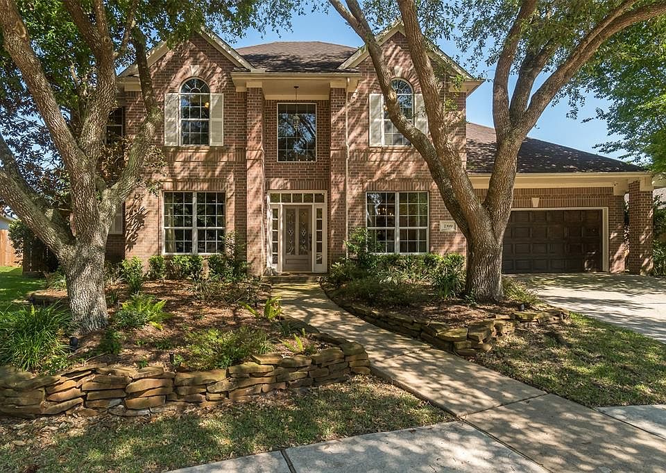 1st image of 2399 Golden Shores Ln