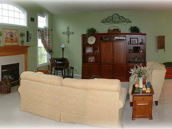 4th image of 6281 Hermitage Dr
