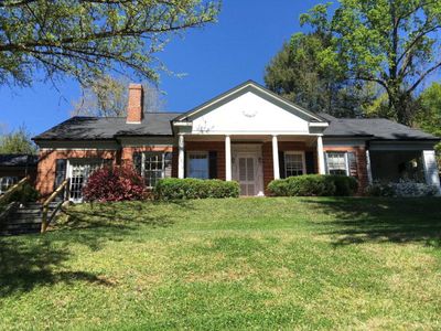 708 W Union St, Morganton, NC, 28655