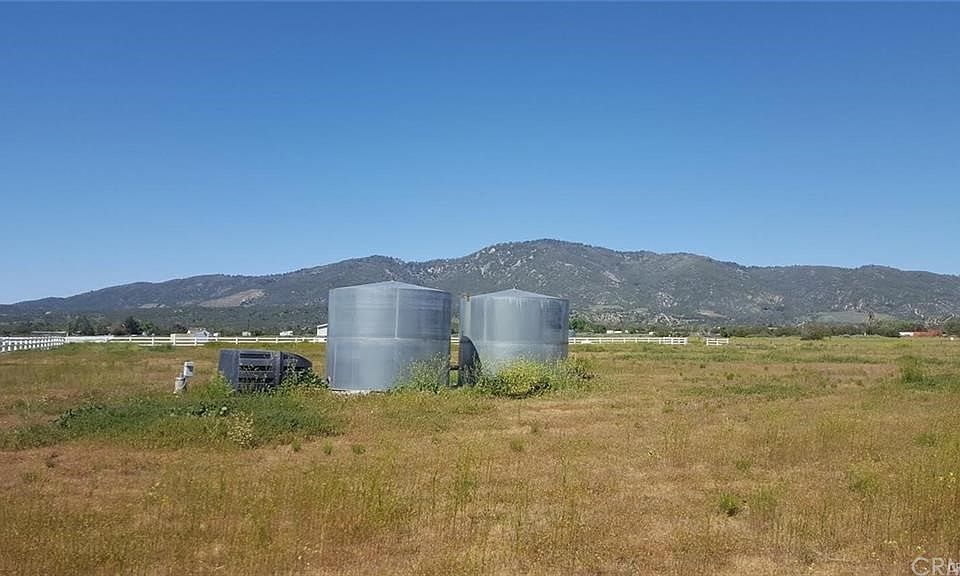 2nd image of 2 Dana Dr