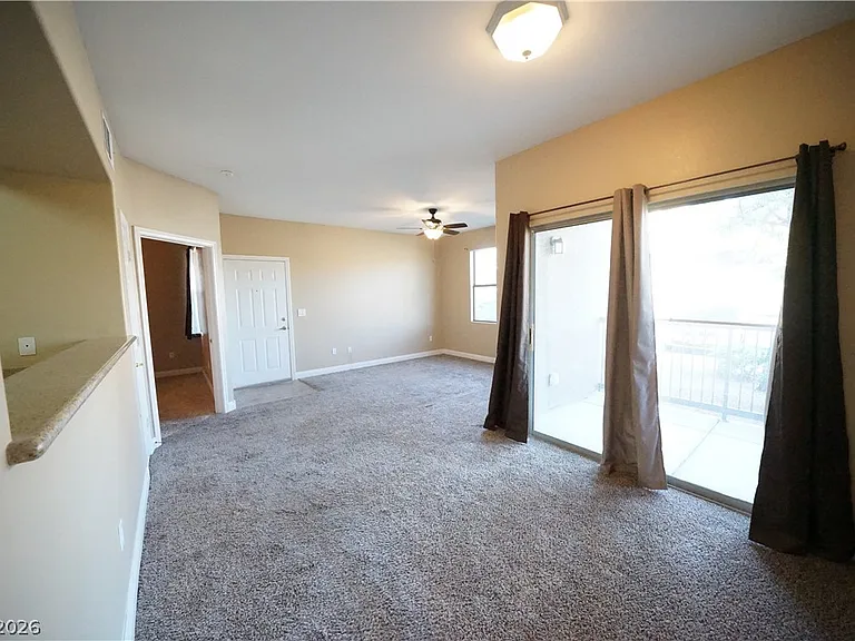 8000 W Badura Ave #1061 — Photo 8
