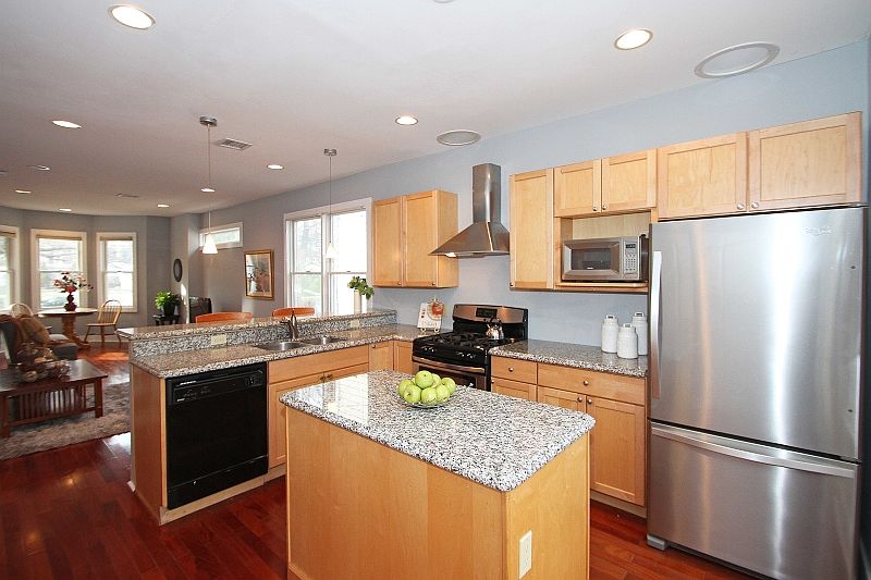 2nd image of 55 Forest St #C0002