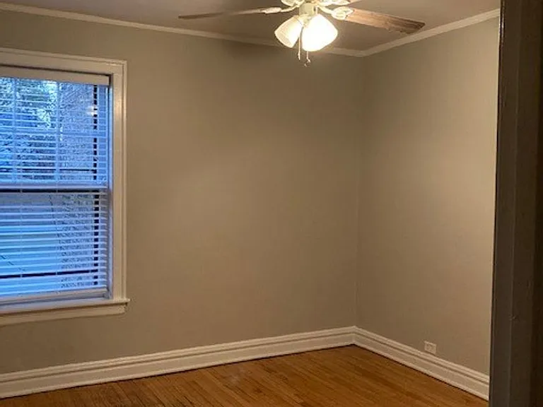1332 34 W Granville 6206 #10 — Photo 16