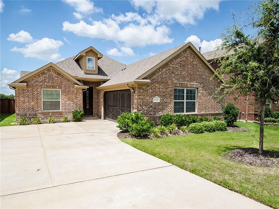 1st image of 1728 Hickory Chase Cir
