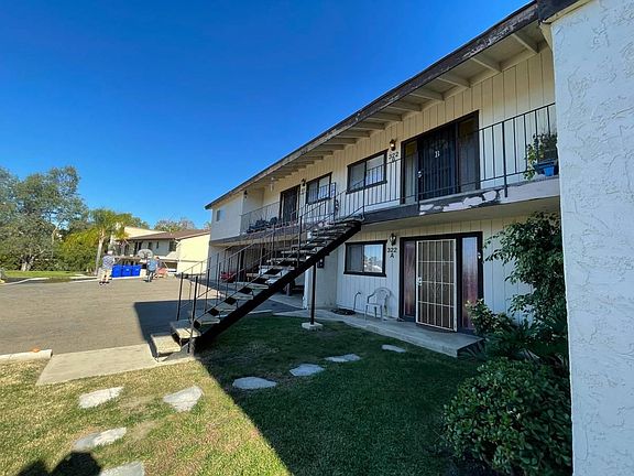 3rd image of 322 Avalon Dr