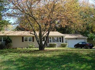 32 Juniper Dr, Ashaway, RI 02804