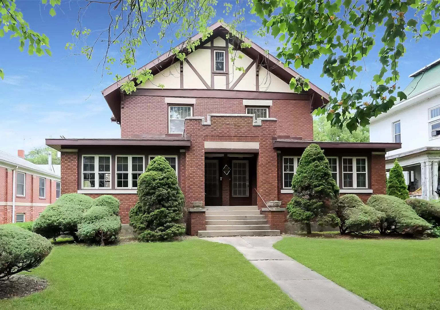 2212 Western Ave, Mattoon, IL 61938 Zillow