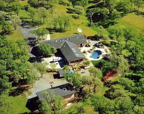 1st image of 14285 Linda Vista Ct