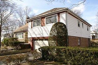 2nd image of 807 Baldwin Dr