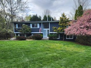 8 Keri Lane, Spring Valley, NY 10977