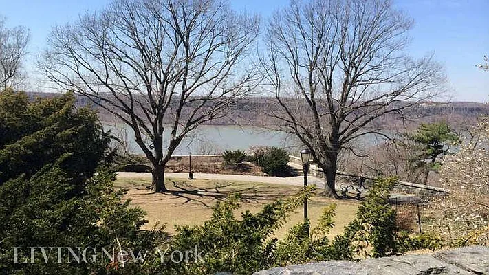 Rented by Living New York | media 14