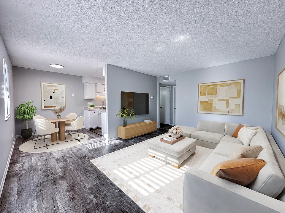 816 Twin Oaks Way #306