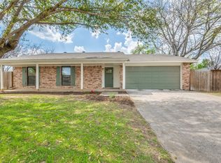 3001 Spring Grove Dr, Bedford, TX 76021