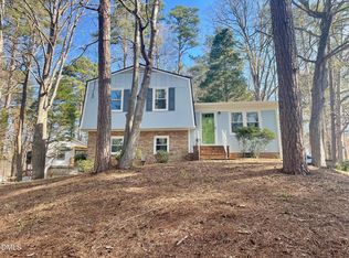 320 Penn Oak Cir, Raleigh, NC 27615