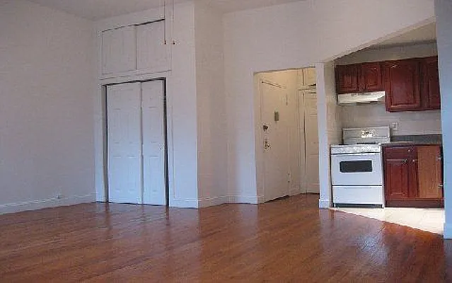 Rented by America Mecca Realty LLC | media 19