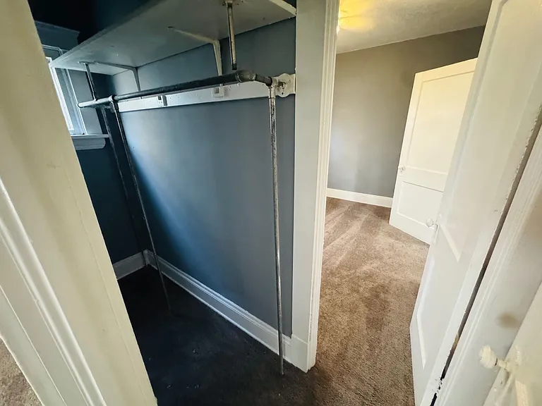 10004 Mt Auburn Ave — Photo 11