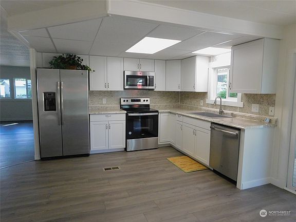 3rd image of 12624 113th Avenue Ct E #167
