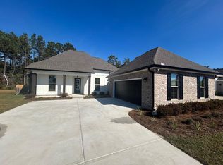 59 Constellation Ave, Freeport, FL 32439