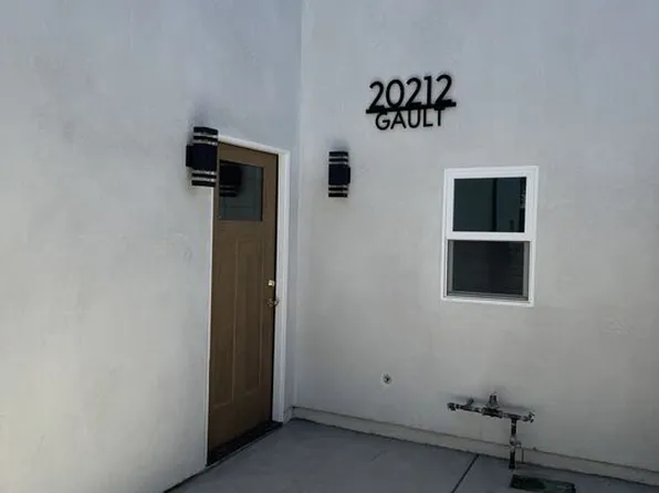 20212 W Gault St, Winnetka, CA 91306