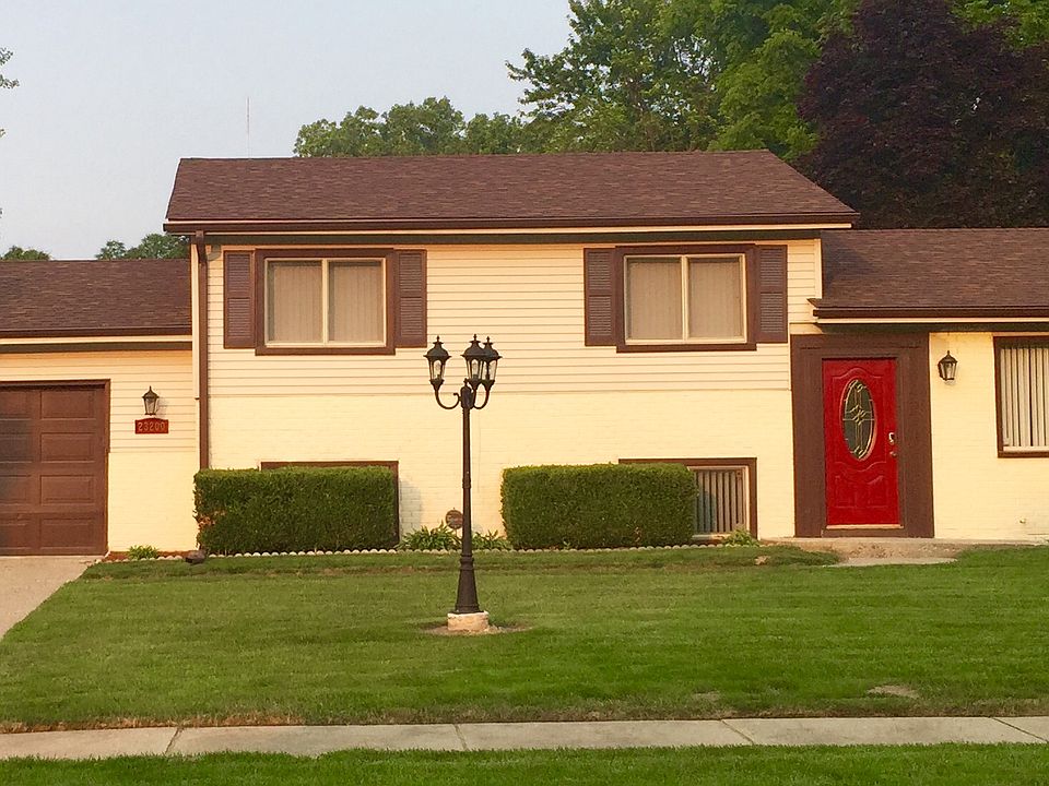 1st image of 23200 Twining Dr