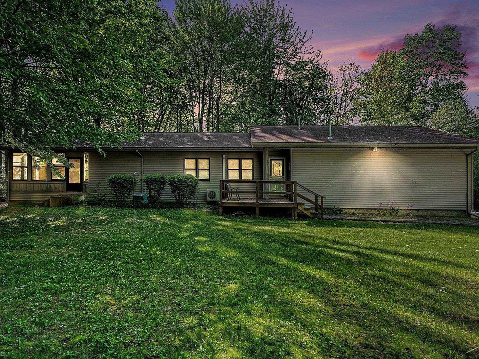 1st image of 1038 E Freeland Rd