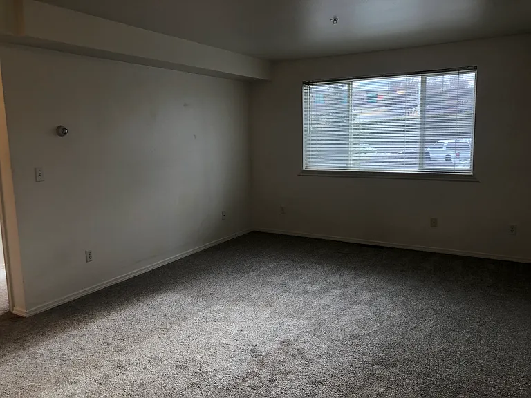 1400 SE Fancy Free Dr #104 — Photo 2