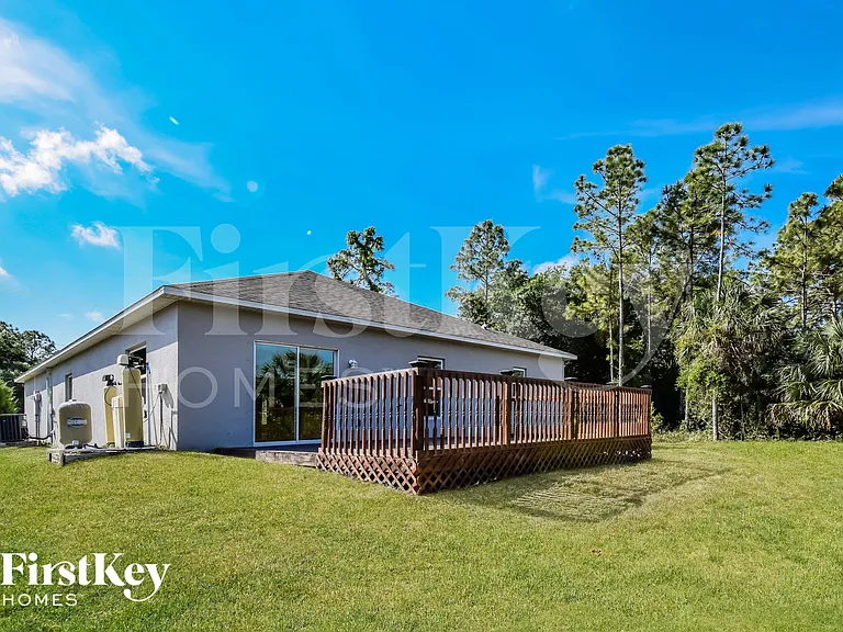 3379 Toluca Ter — Photo 15