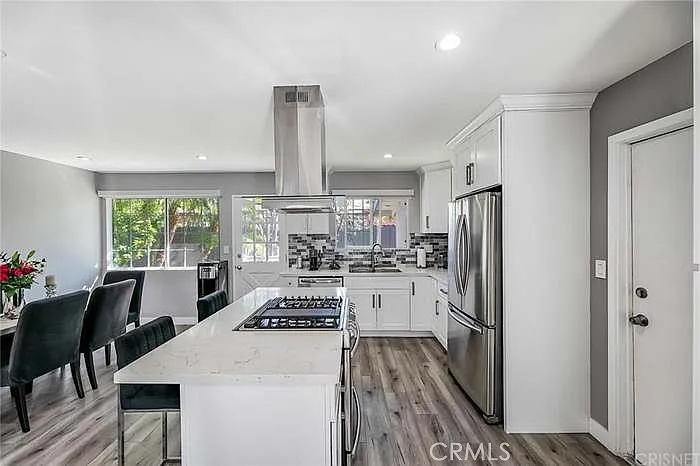 19221 Napa St — Photo 9