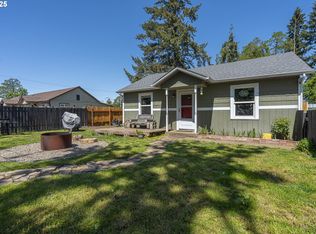 1646 E Gibbs Ave, Cottage Grove, OR 97424