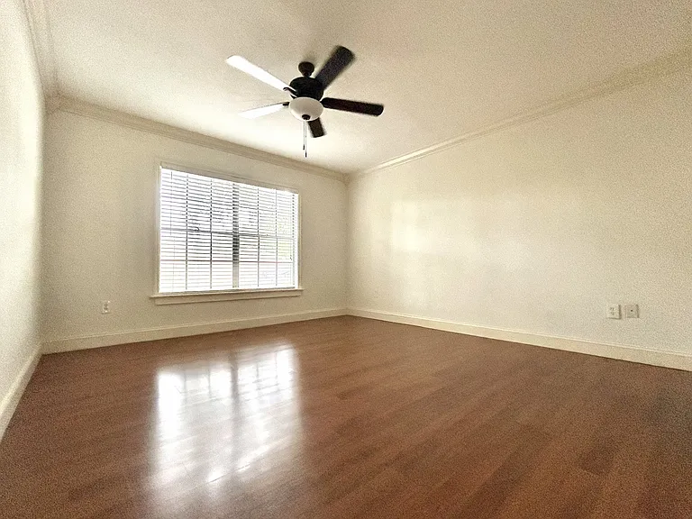 10358 Carrollwood Ln #201 — Photo 13