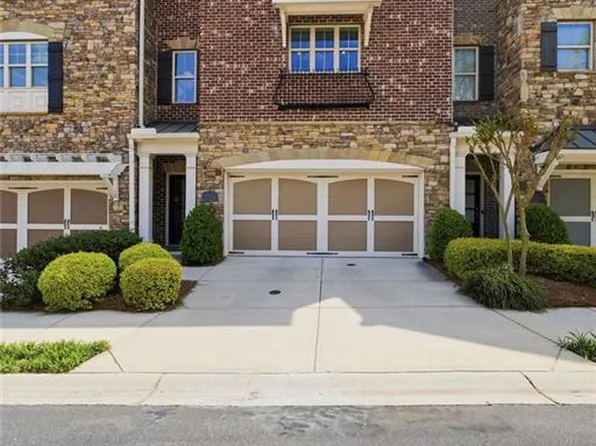 917 Dumaine Trce, Sandy Springs, GA 30328