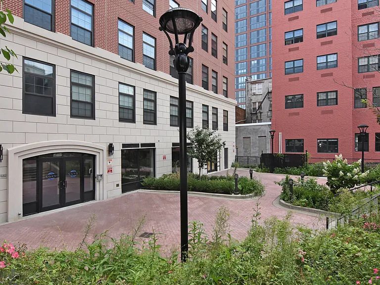 13 Main St #6D — Photo 7